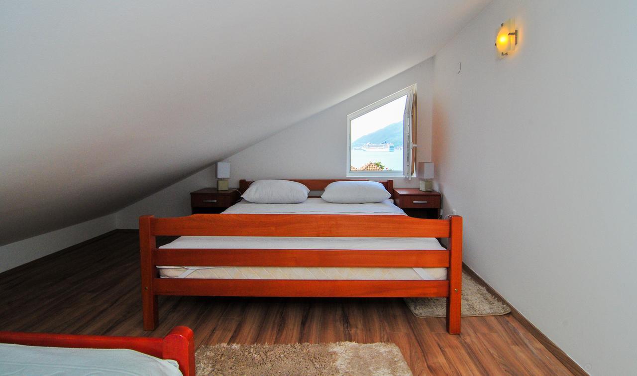 Apartments Pean Tivat Exterior foto