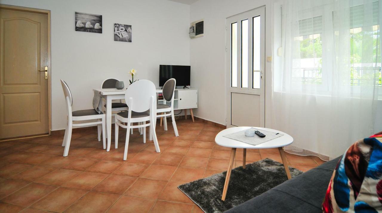 Apartments Pean Tivat Exterior foto