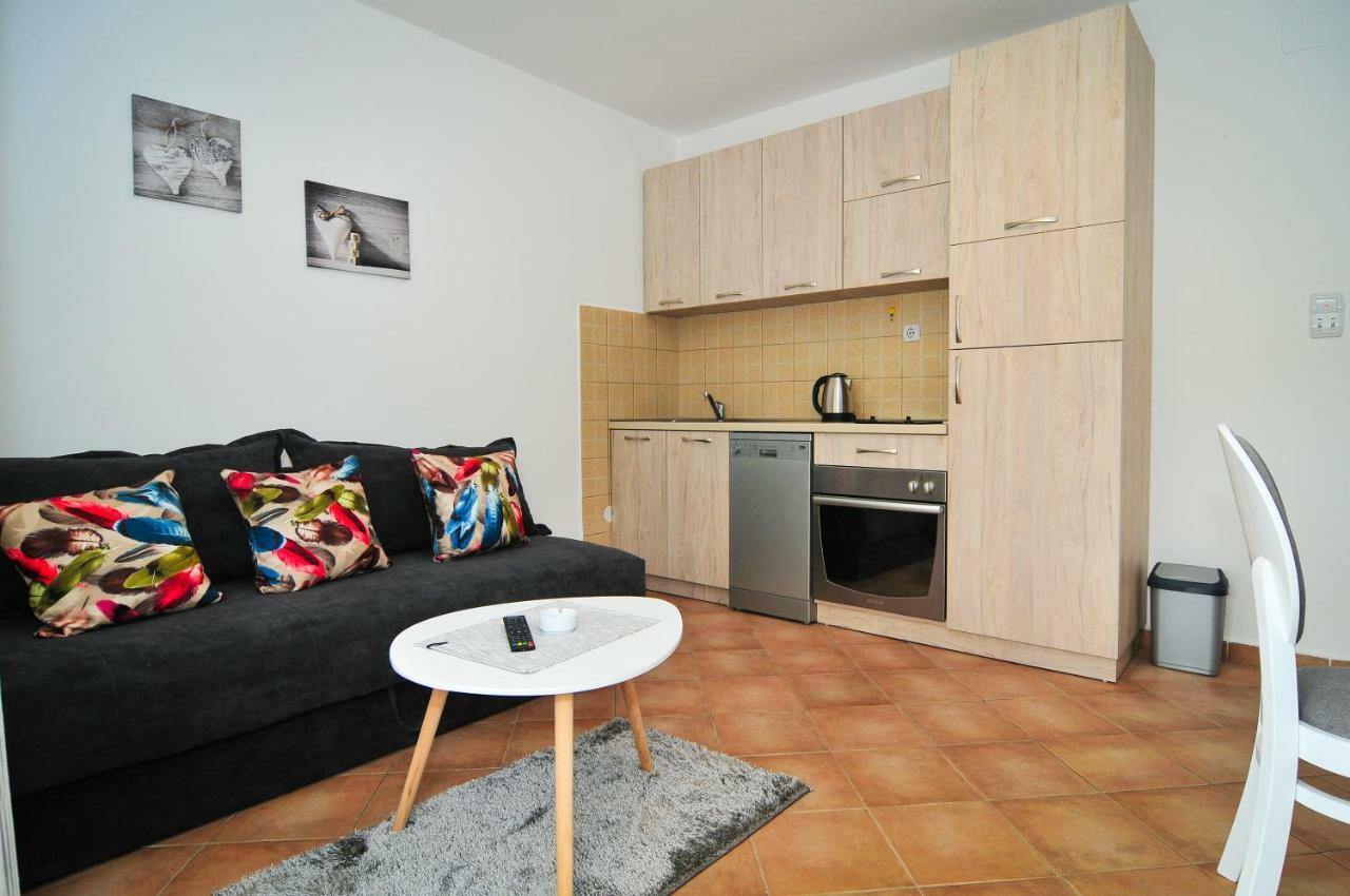 Apartments Pean Tivat Exterior foto